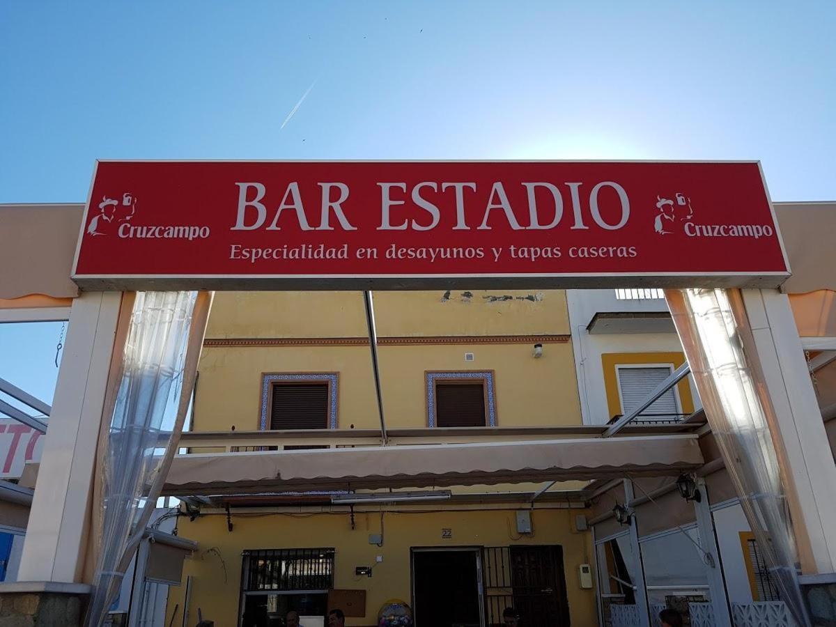 Fadesa Algaba 2 B Appartement La Algaba Buitenkant foto